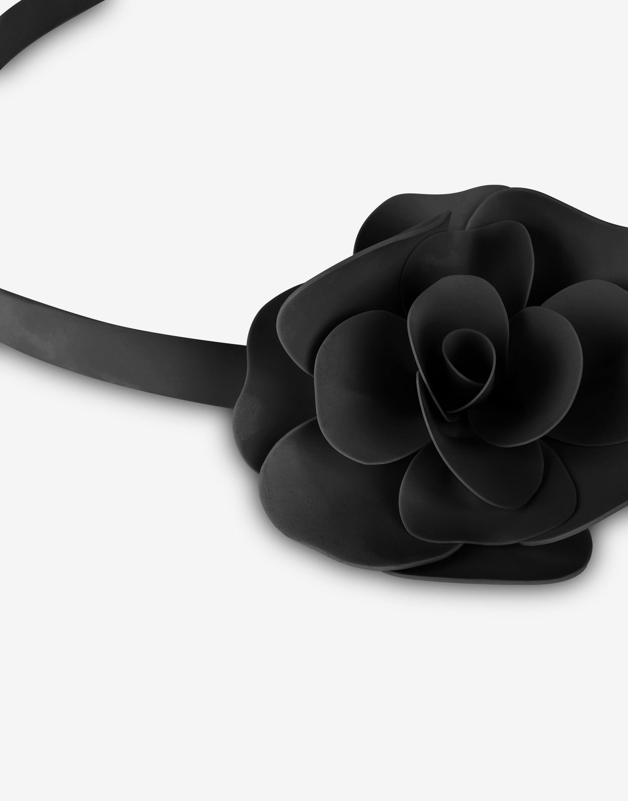 Belt with latex flower