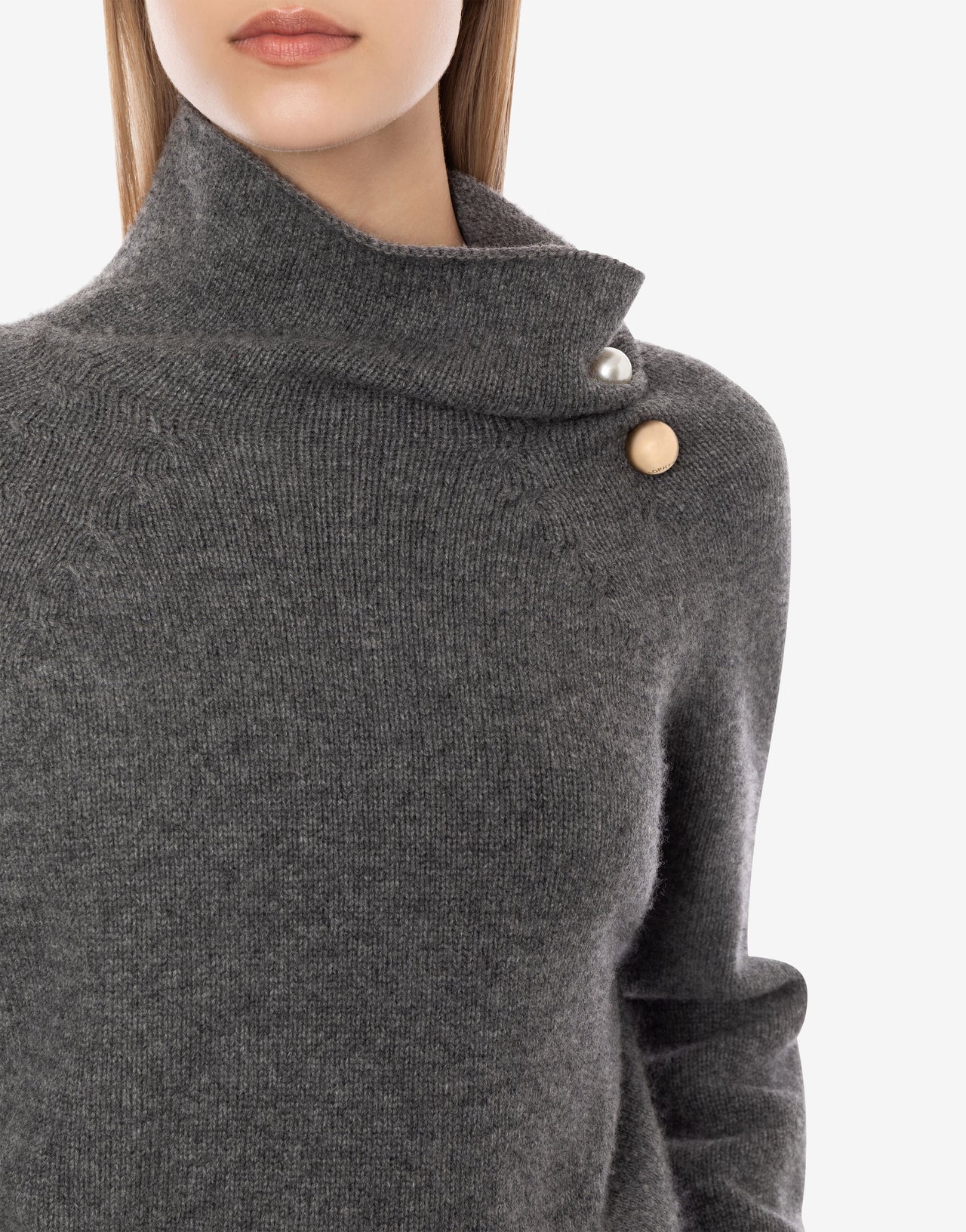 Wool and cashmere blend sweater with piercing