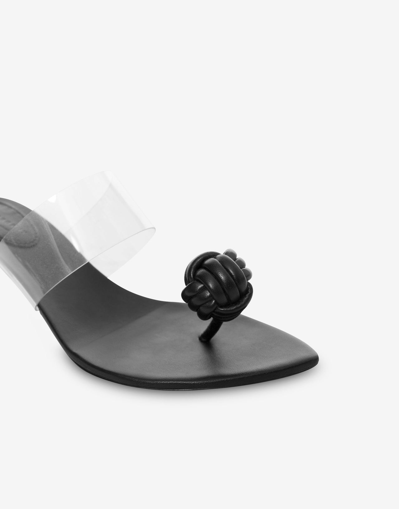 Nappa leather thong sandals